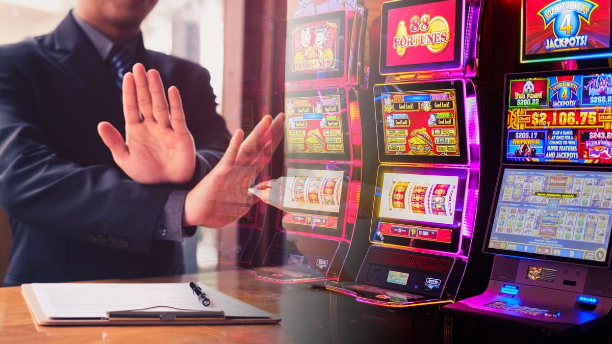 All slot machines at casinos